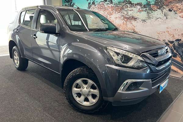 2020 Isuzu MU-X LS-M