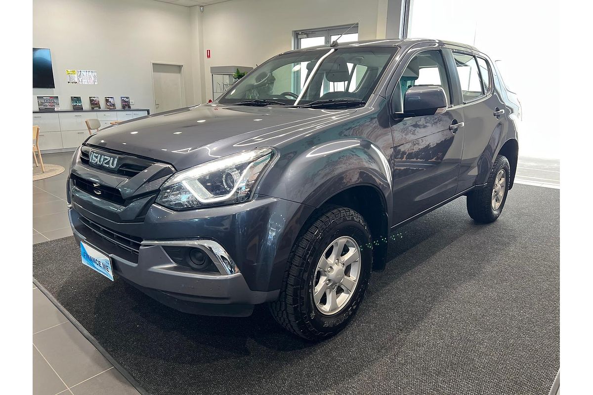 2020 Isuzu MU-X LS-M
