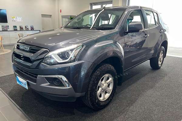 2020 Isuzu MU-X LS-M
