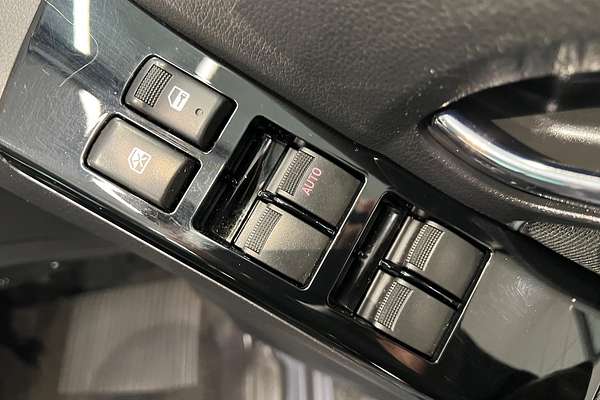 2020 Isuzu MU-X LS-M