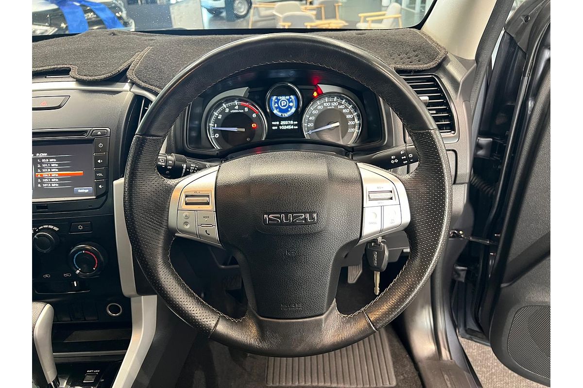 2020 Isuzu MU-X LS-M