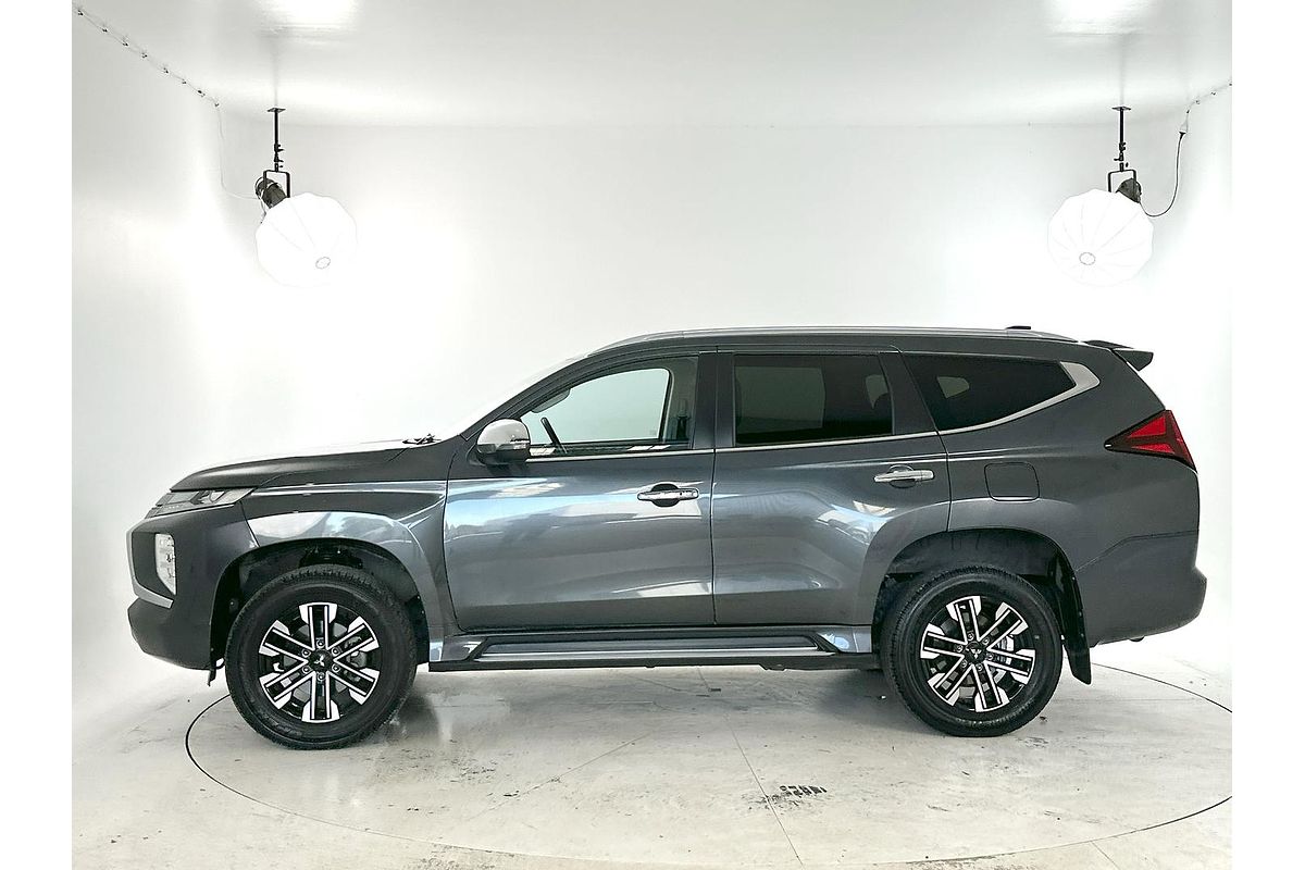 2022 Mitsubishi Pajero Sport GLS QF