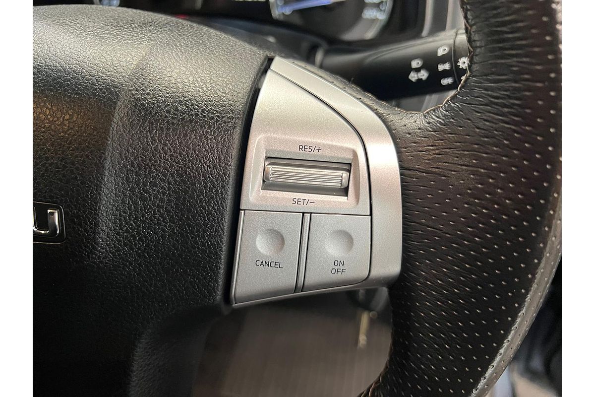 2020 Isuzu MU-X LS-M