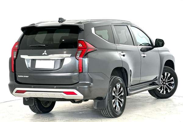 2022 Mitsubishi Pajero Sport GLS QF
