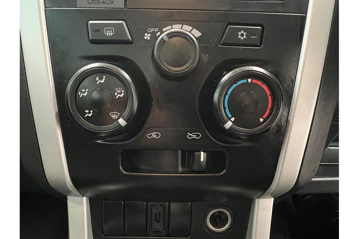 2020 Isuzu MU-X LS-M