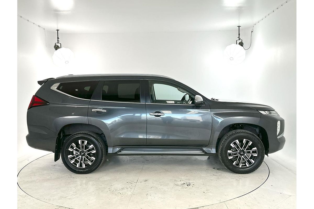 2022 Mitsubishi Pajero Sport GLS QF