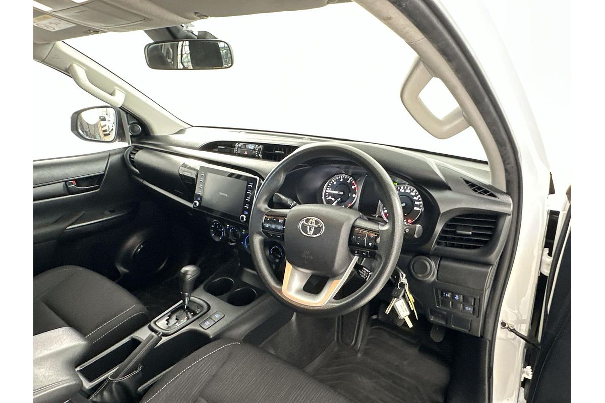 2020 Toyota Hilux SR GUN126R 4X4