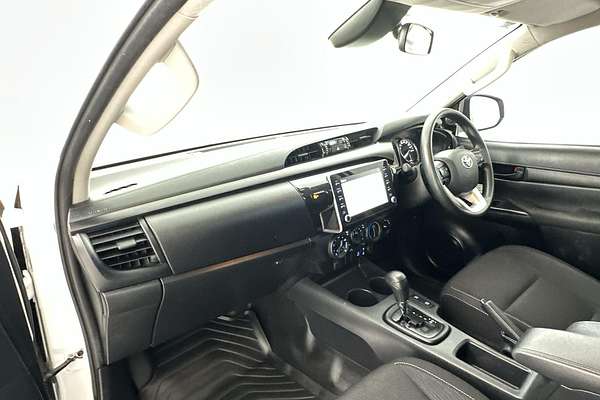 2020 Toyota Hilux SR GUN126R 4X4