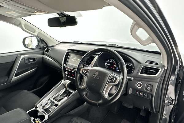 2022 Mitsubishi Pajero Sport GLS QF