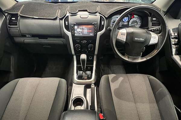 2020 Isuzu MU-X LS-M