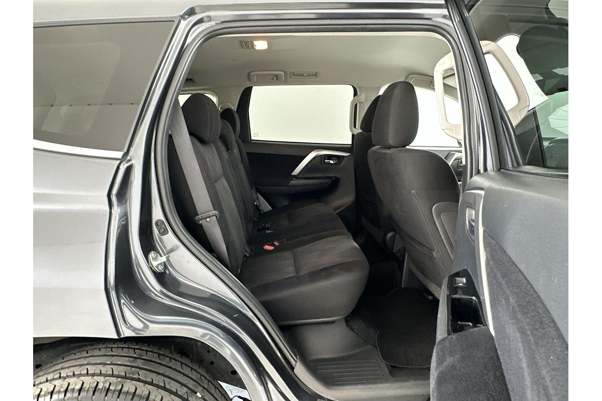 2022 Mitsubishi Pajero Sport GLS QF