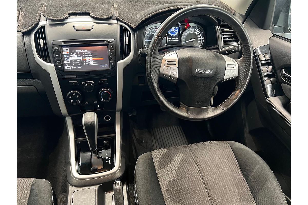 2020 Isuzu MU-X LS-M