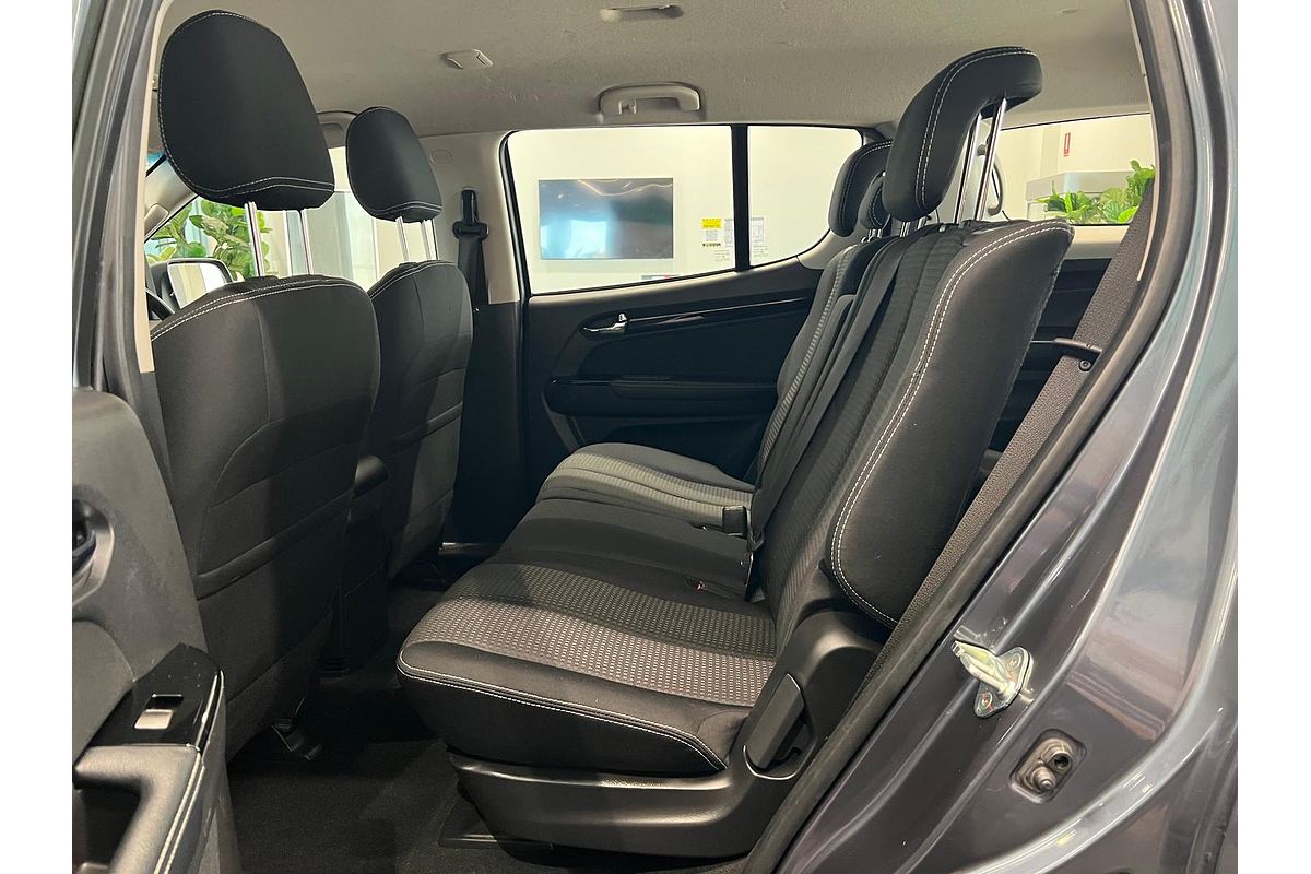 2020 Isuzu MU-X LS-M