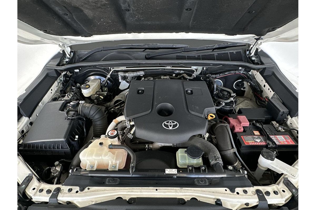 2020 Toyota Hilux SR GUN126R 4X4