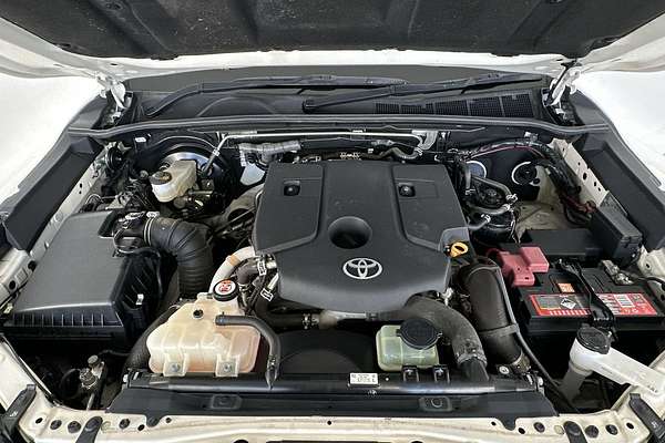 2020 Toyota Hilux SR GUN126R 4X4