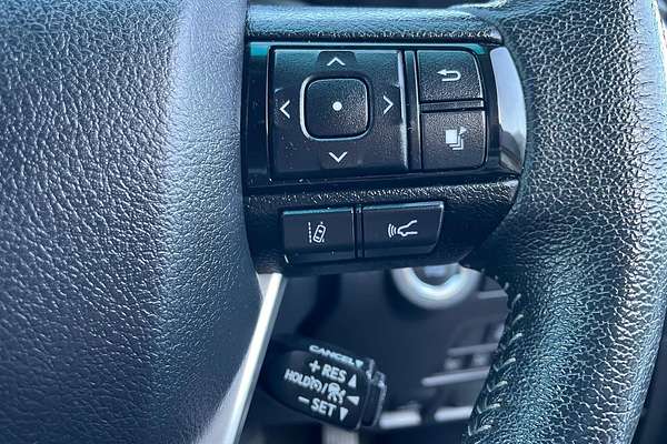 2023 Toyota Hilux SR5 GUN126R 4X4