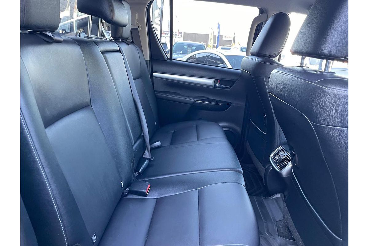 2023 Toyota Hilux SR5 GUN126R 4X4