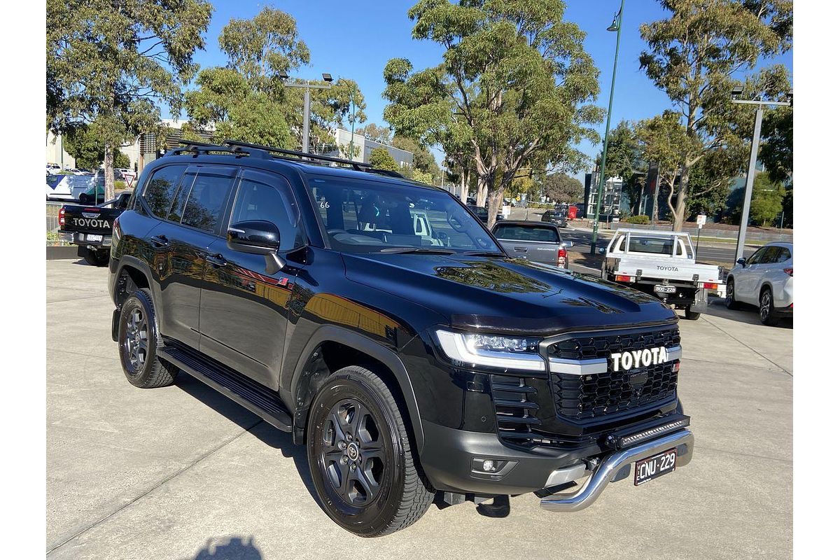 2023 Toyota Landcruiser GR Sport FJA300R