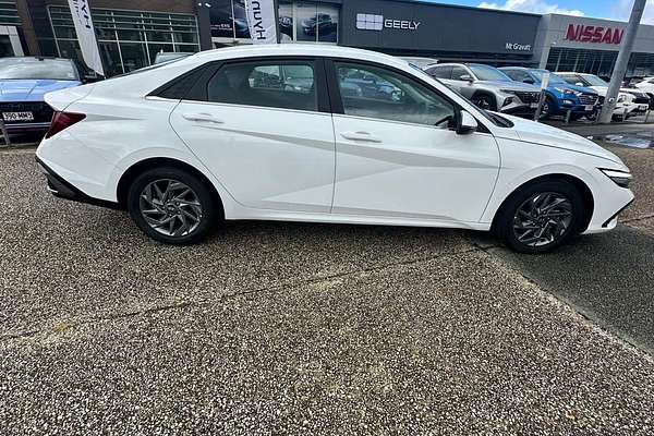 2024 Hyundai i30 Hybrid CN7.V2