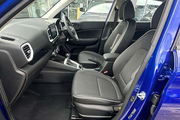 2024 Hyundai Venue Active QX.V5