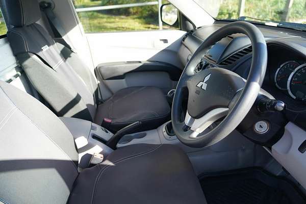 2013 Mitsubishi Triton GL MN MY13 Rear Wheel Drive