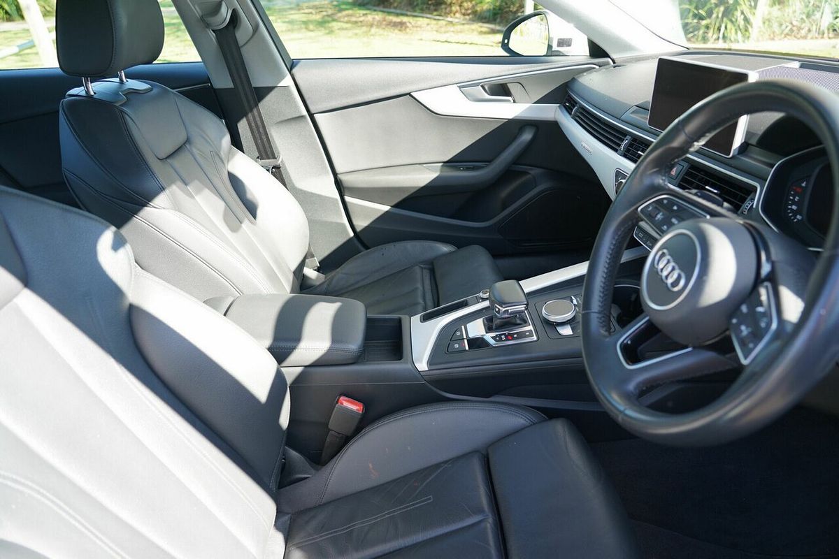 2019 Audi A4 45 TFSI Quattro S Tronic Sport 8W MY19