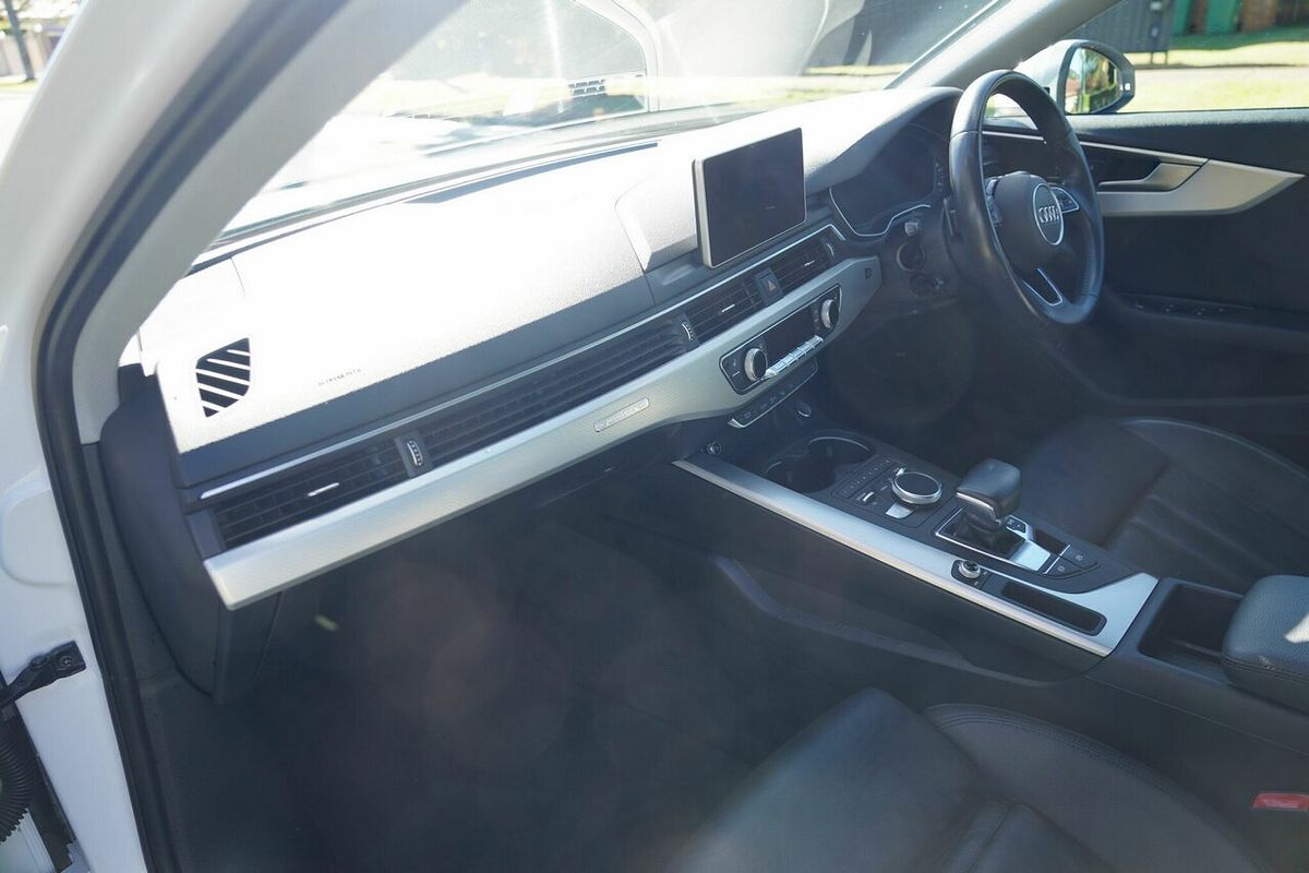 2019 Audi A4 45 TFSI Quattro S Tronic Sport 8W MY19