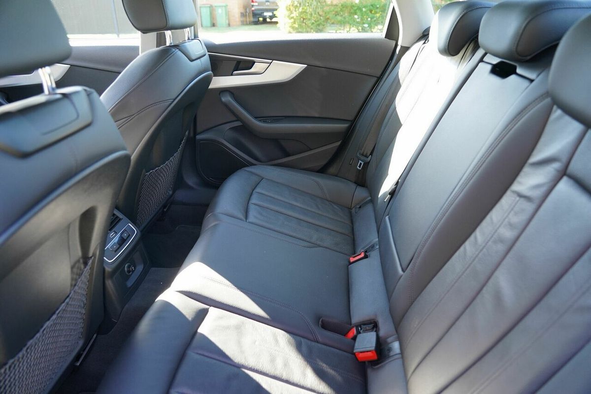 2019 Audi A4 45 TFSI Quattro S Tronic Sport 8W MY19