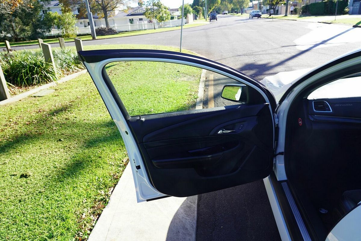 2014 Holden Commodore SV6 Storm VF