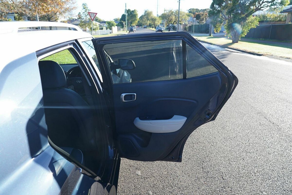 2020 Hyundai Venue Elite (denim Interior) QX.V3 MY21