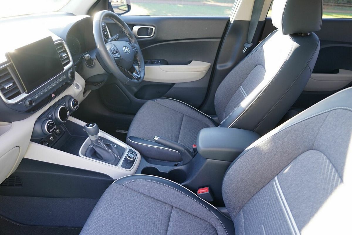 2020 Hyundai Venue Elite (denim Interior) QX.V3 MY21