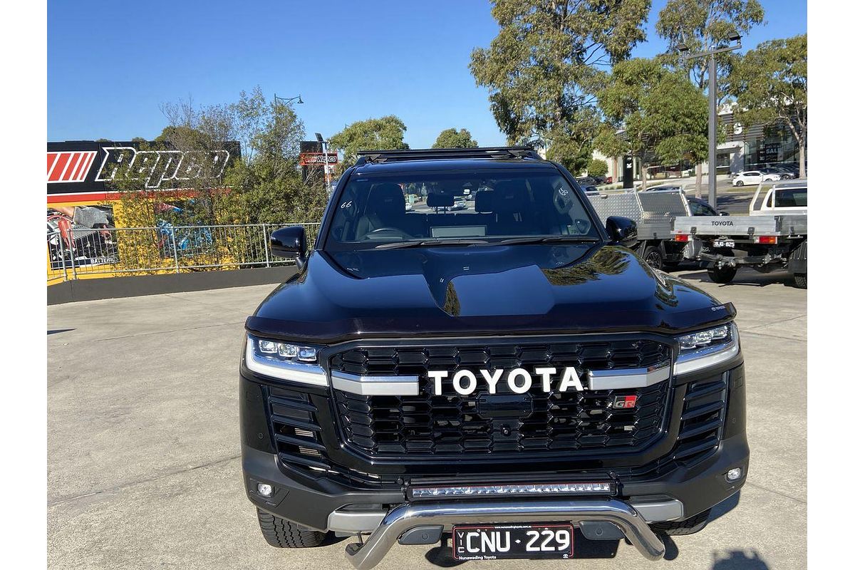 2023 Toyota Landcruiser GR Sport FJA300R
