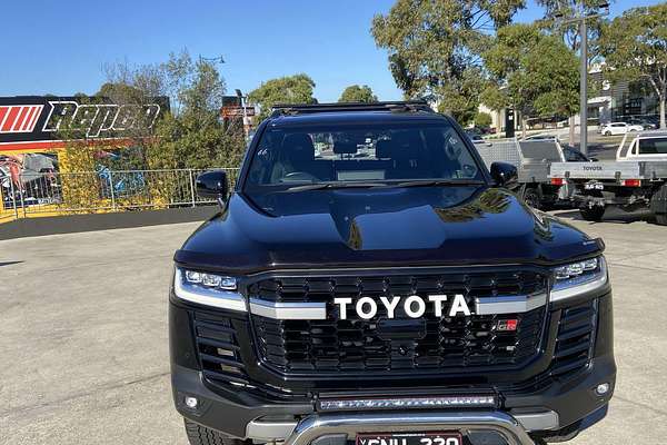 2023 Toyota Landcruiser GR Sport FJA300R