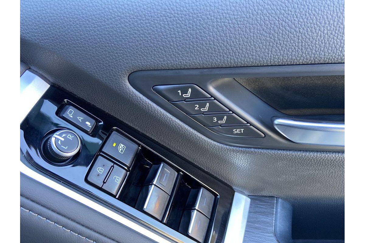 2023 Toyota Landcruiser GR Sport FJA300R