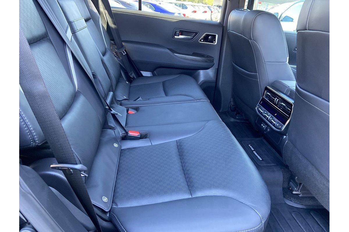 2023 Toyota Landcruiser GR Sport FJA300R