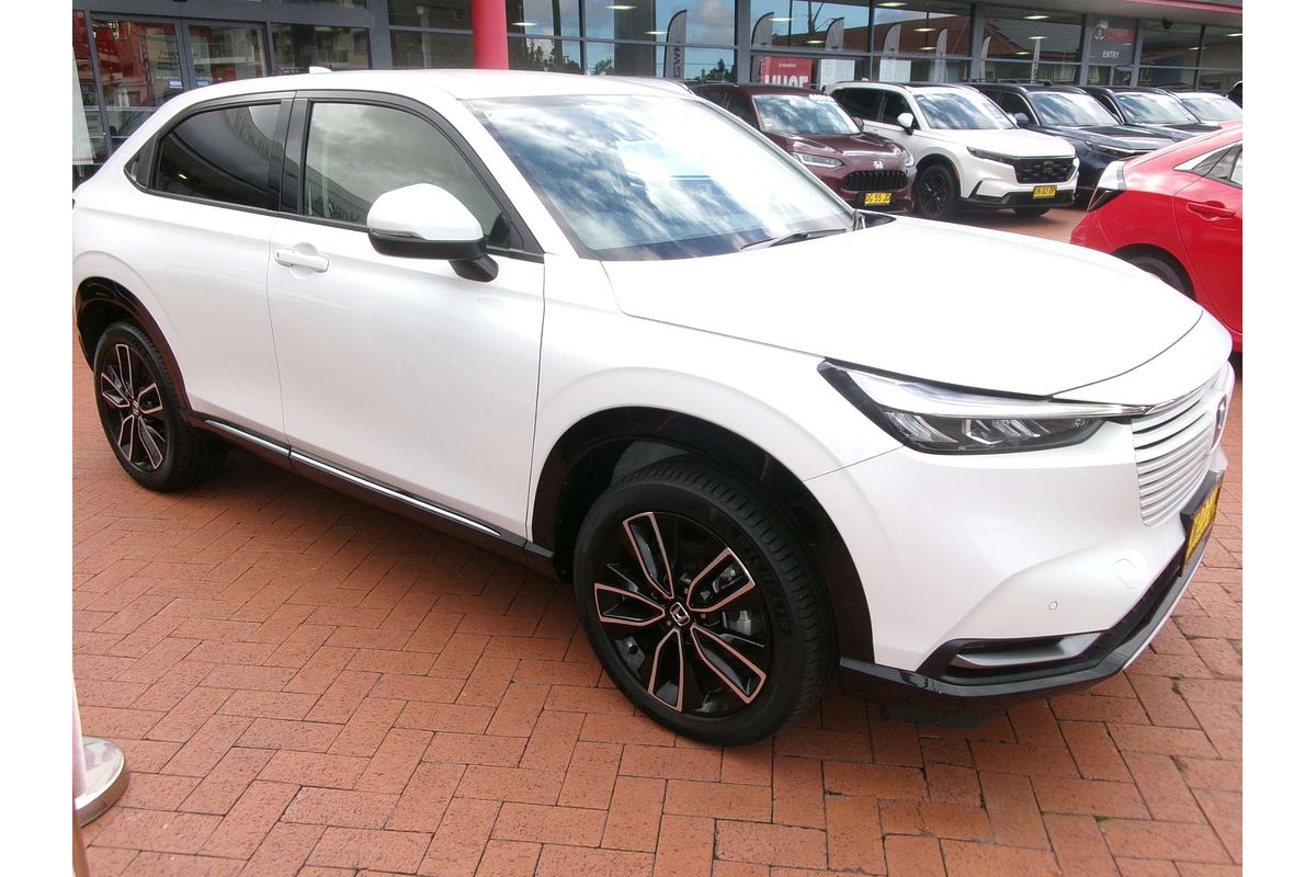 2023 Honda HR-V e:HEV L