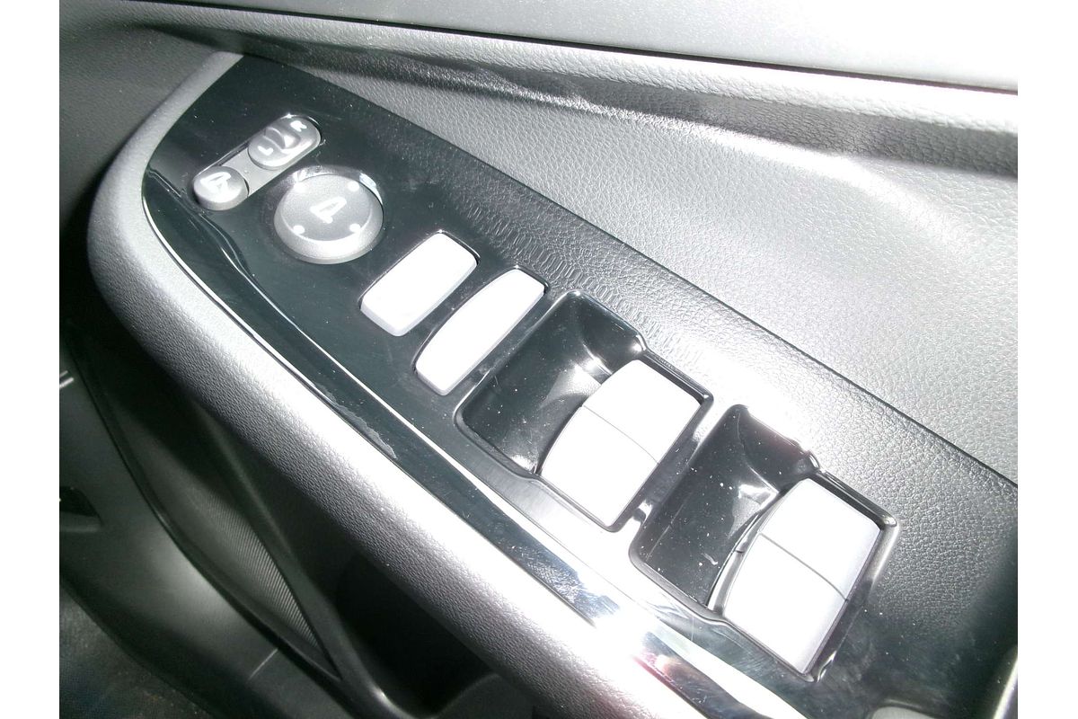 2023 Honda HR-V e:HEV L