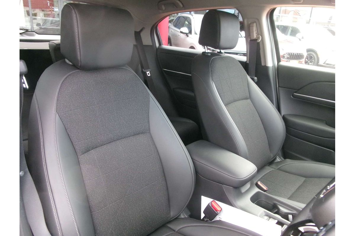 2023 Honda HR-V e:HEV L