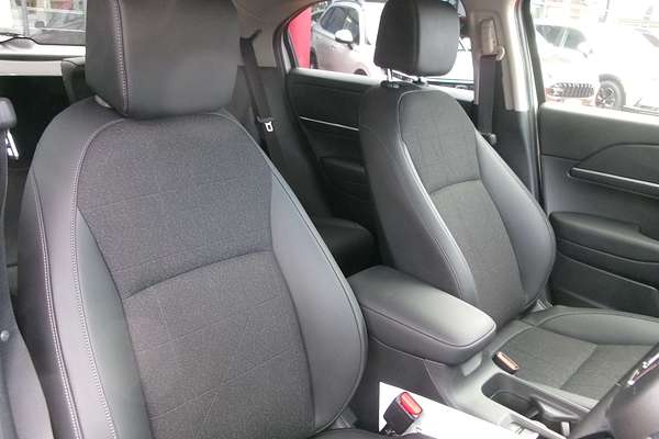 2023 Honda HR-V e:HEV L