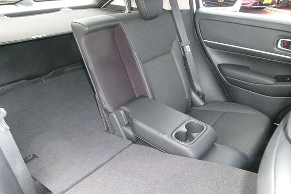2023 Honda HR-V e:HEV L
