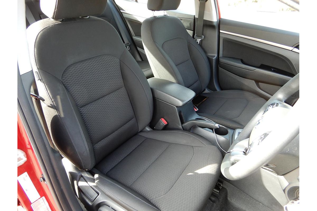 2019 Hyundai Elantra Go AD.2