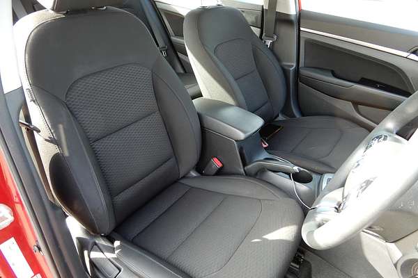 2019 Hyundai Elantra Go AD.2
