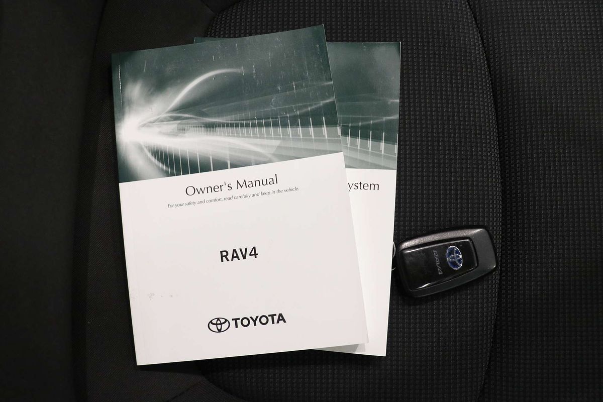 2021 Toyota RAV4 GX AXAH54R