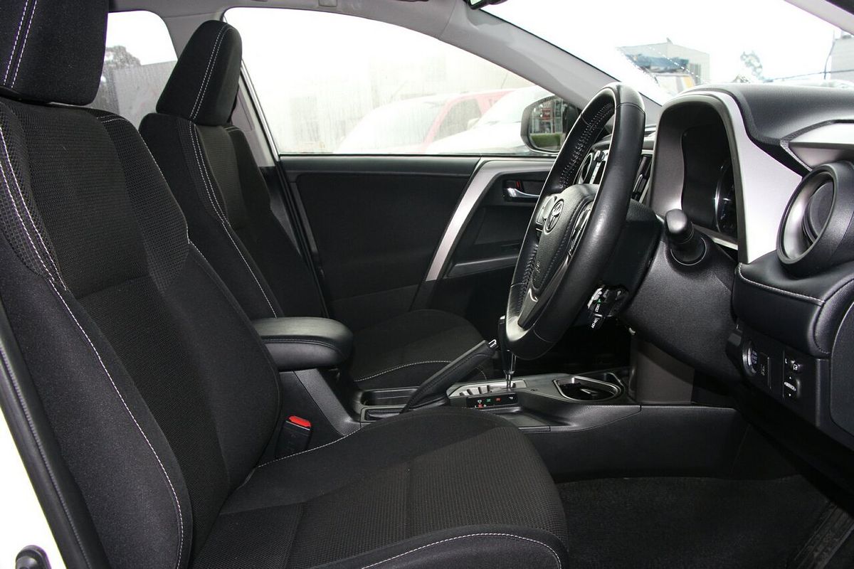 2018 Toyota RAV4 GXL ZSA42R