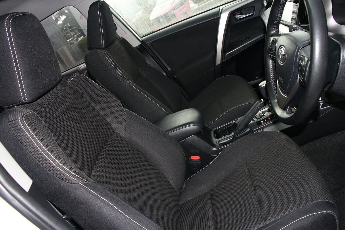 2018 Toyota RAV4 GXL ZSA42R