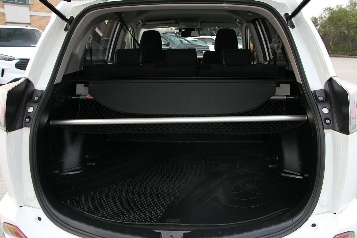 2018 Toyota RAV4 GXL ZSA42R