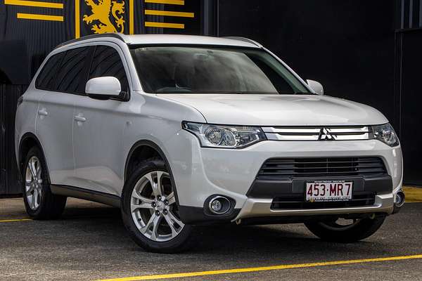 2014 Mitsubishi Outlander ES ZJ