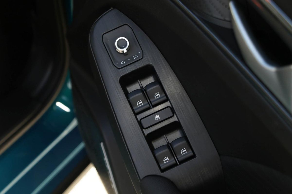2024 GWM Haval Jolion Premium Hybrid A02