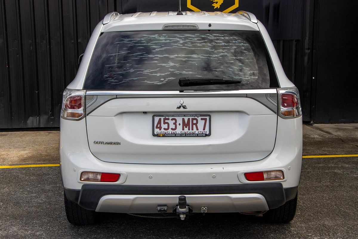 2014 Mitsubishi Outlander ES ZJ