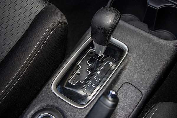 2014 Mitsubishi Outlander ES ZJ
